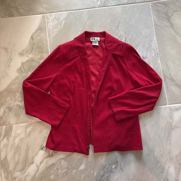 L.N.L. Studio Jackets & Blazers - Vintage I.N. Studio Red Long Sleeve Zip-Up Jacket with Collar and shoulder pads